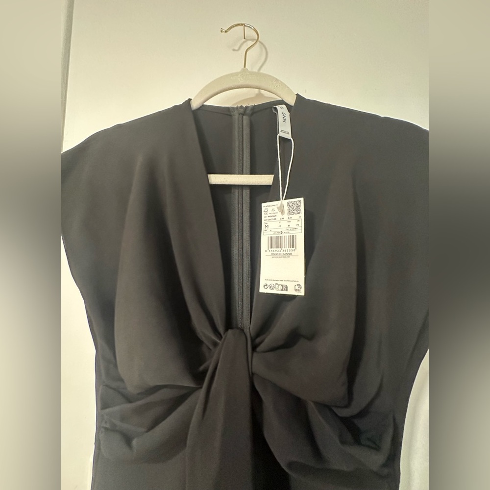 Brand: Mango Size: M Color: Black Condition: New with Tags